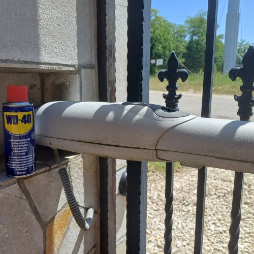 Motoros kapu karbantartása