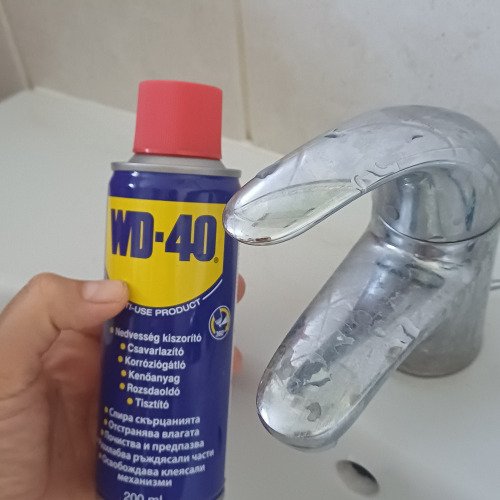Csap karbantartása WD-40-el