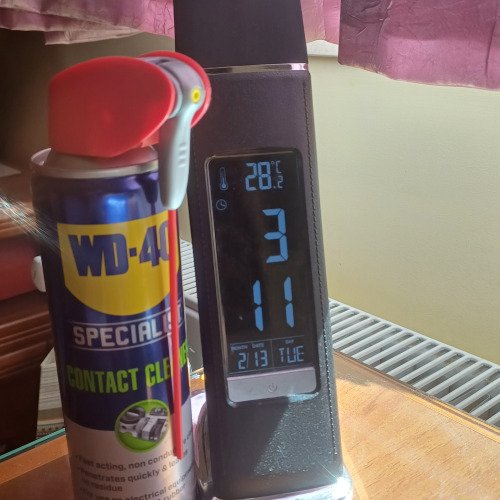 Digitális lámpa karbantartás WD-40-el