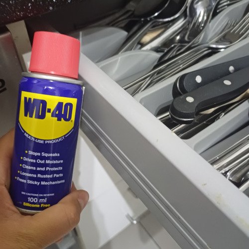 Szoruló konyhafiók javítása