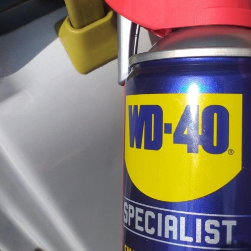 Autó ajtó záró/nyitó gomb wd40