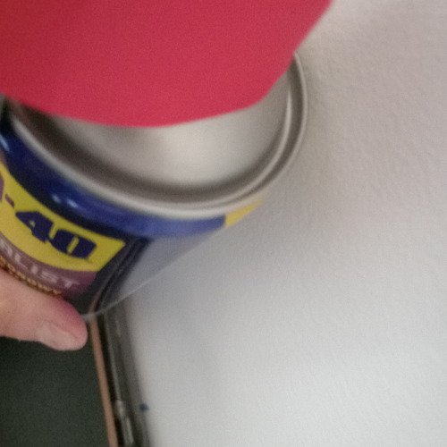 Szekrény tartó elem wd40