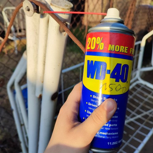 Régi hintáágy tetejének a leszerelése