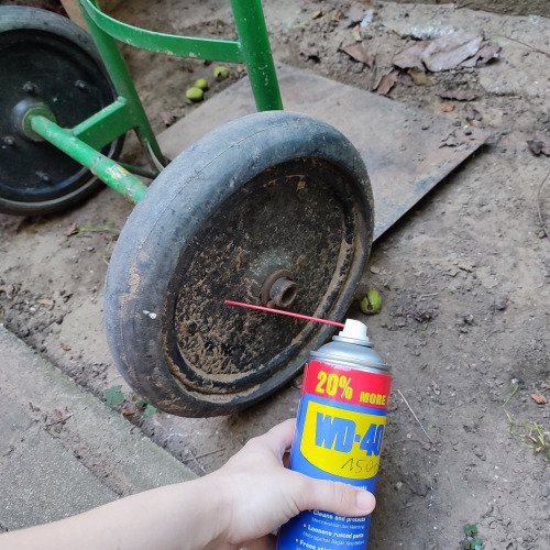 Kukakivivő kiskocsi kereteinek cseréje