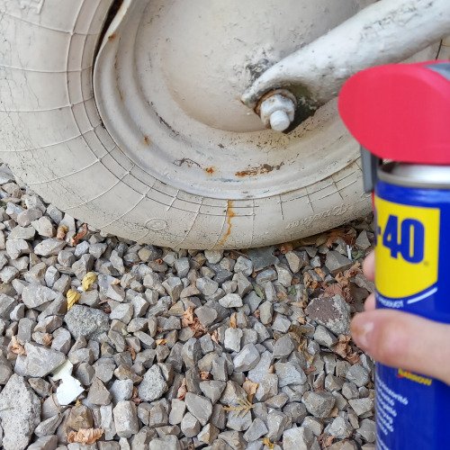 Talicska kerék csavar wd40