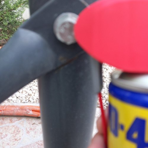 Hintaágy csavar wd40