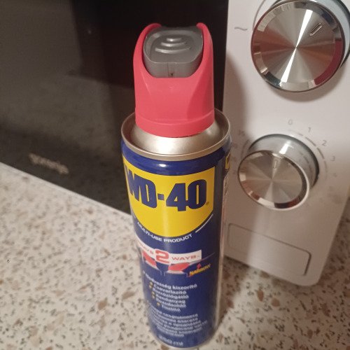 Mikró karbantartása WD-40-el