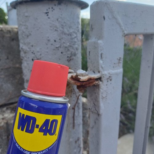 Zsanér kenése WD-40-el, és búcsút intünk a nyikorgásnak