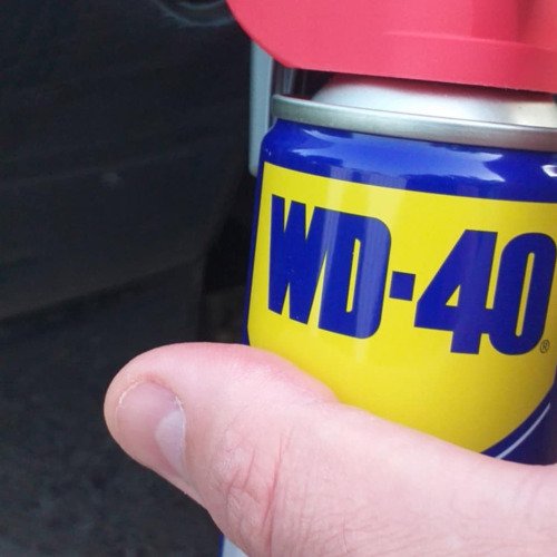 Autó lökhárító csavar wd40