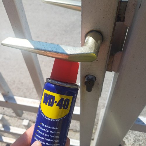 Kapu karbantartása WD-40-el
