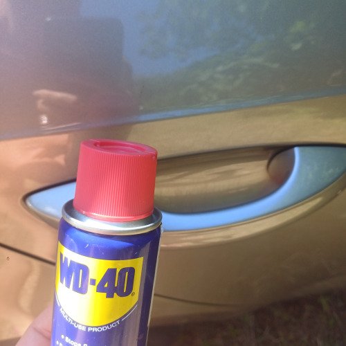 Autó ajtó nyitó karbantartás WD-40-el
