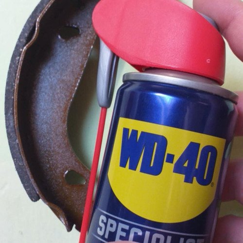 Autó féknyereg wd40