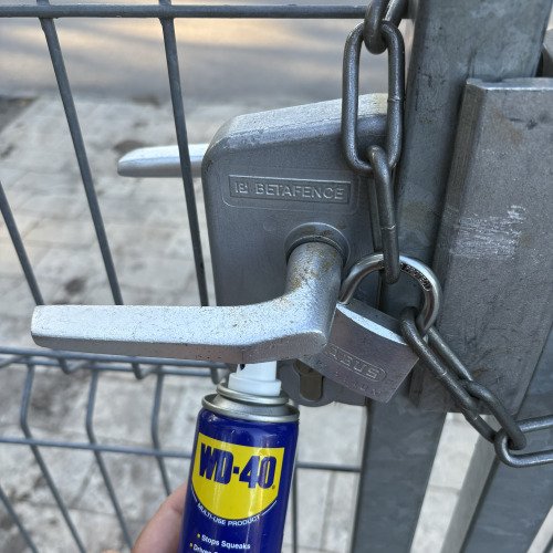 Zár és lakat karbantartás