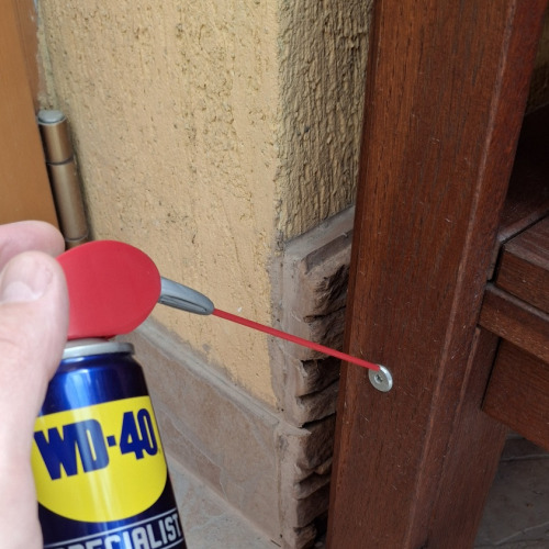 Kerti bútor wd40