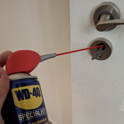 Ajtó zárszerkezet wd40