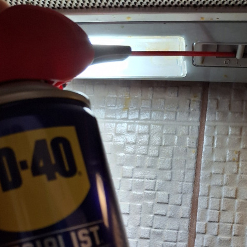 Szagelszívó kapcsológomb wd40