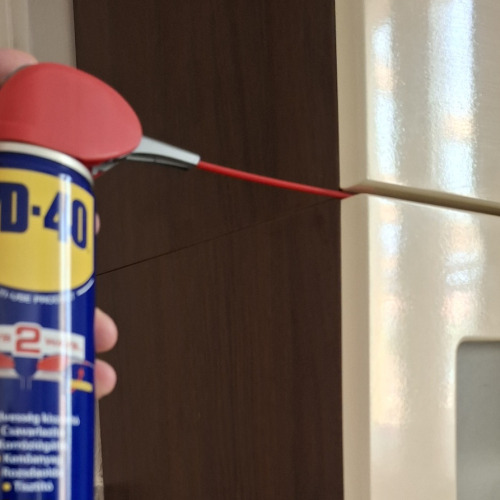 Szekrény ajtó wd40