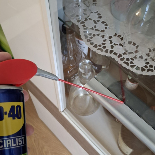 Szekrény fogó wd40