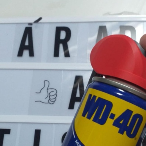 Világító üzenő tábla wd40