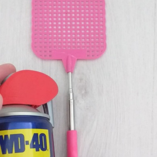 Teeszkópos légycsapó wd40