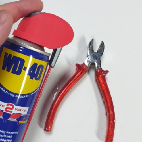 Csípőfogó wd40