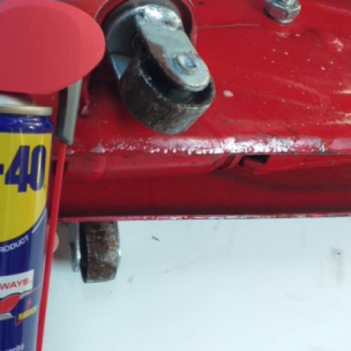 Autó emelő kerekek wd40