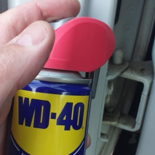 Autó ajtó wd40