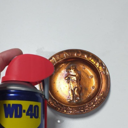 Dísz tárgy wd40
