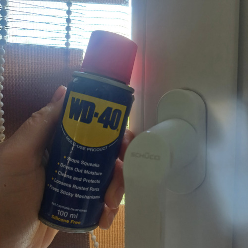 Ablak kilincs felújítás WD-40-el