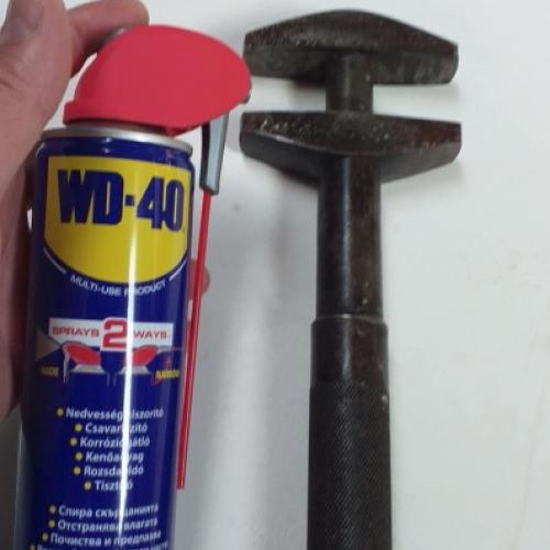 Szorító kalapács wd40