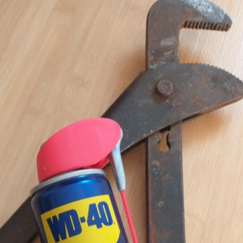 Szorító fogó wd40