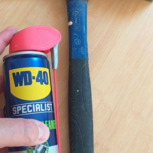 Kalapács wd40
