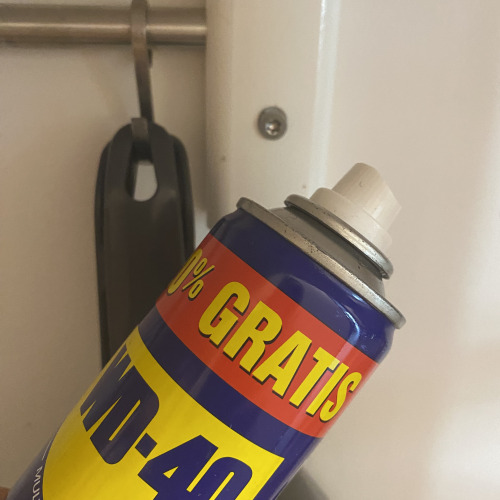 Csavarlazítás