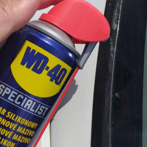Autó szélvédő gumi wd40