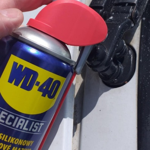 Autó ablaktörlő wd40