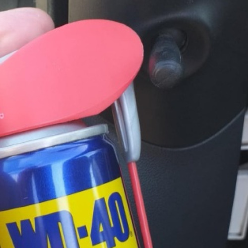 Autó visszapillantó tükör állító fül wd40