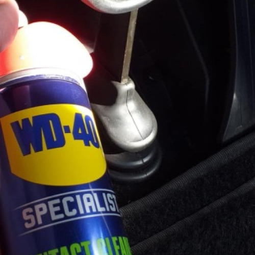 Autó pedál wd40
