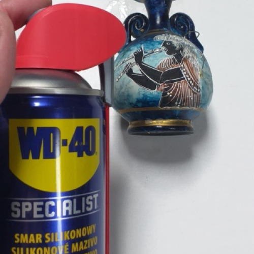 Váza wd40