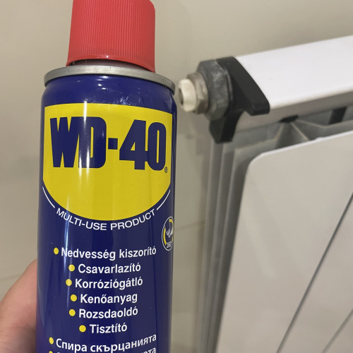 Radiátor karbantartás WD40-el