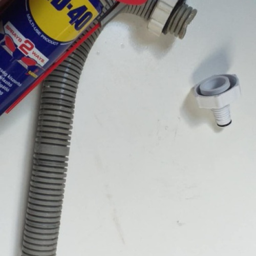 Beszorult csatlakozó wd40
