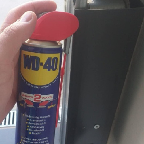 Garázs kapu védőburok wd40
