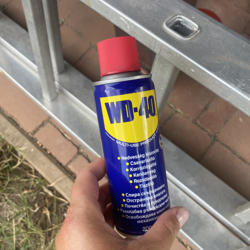 Létra karbantartás WD40-el