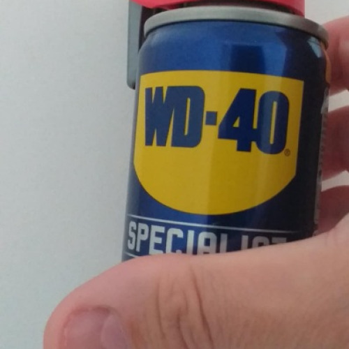 Beragadt csavar wd40