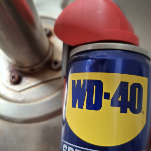Bárszék csavarok wd40