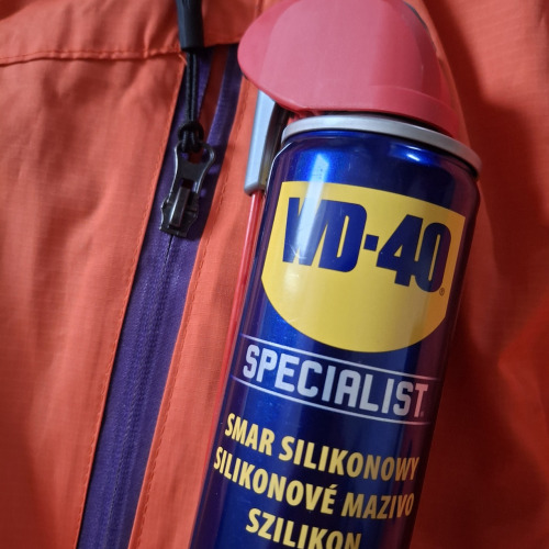 Kabát cipzár wd40