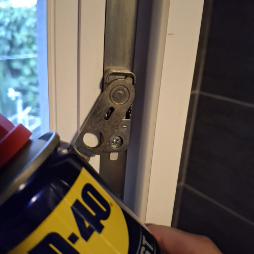 Ablak zár mechanika wd40