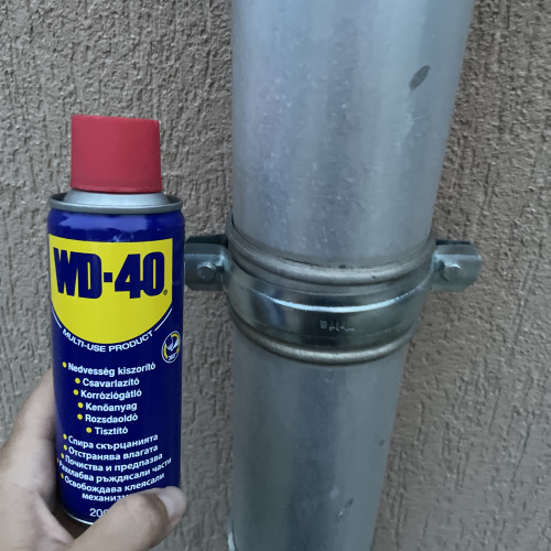 Eresz csatorna karbantartás WD40-el