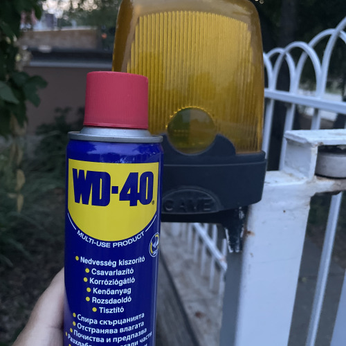 Kapu lámpa karbantartás WD40-el
